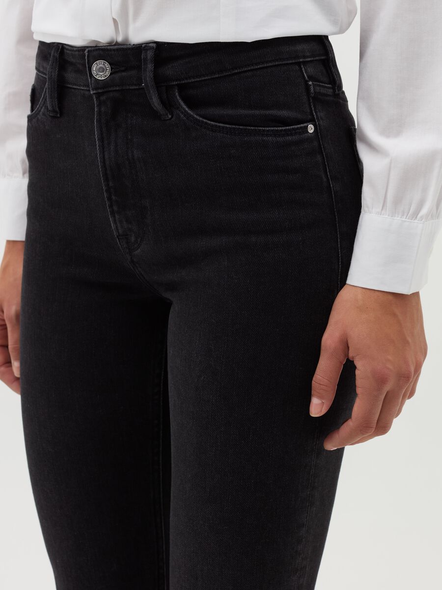 Regular-fit jeans with five pockets_3