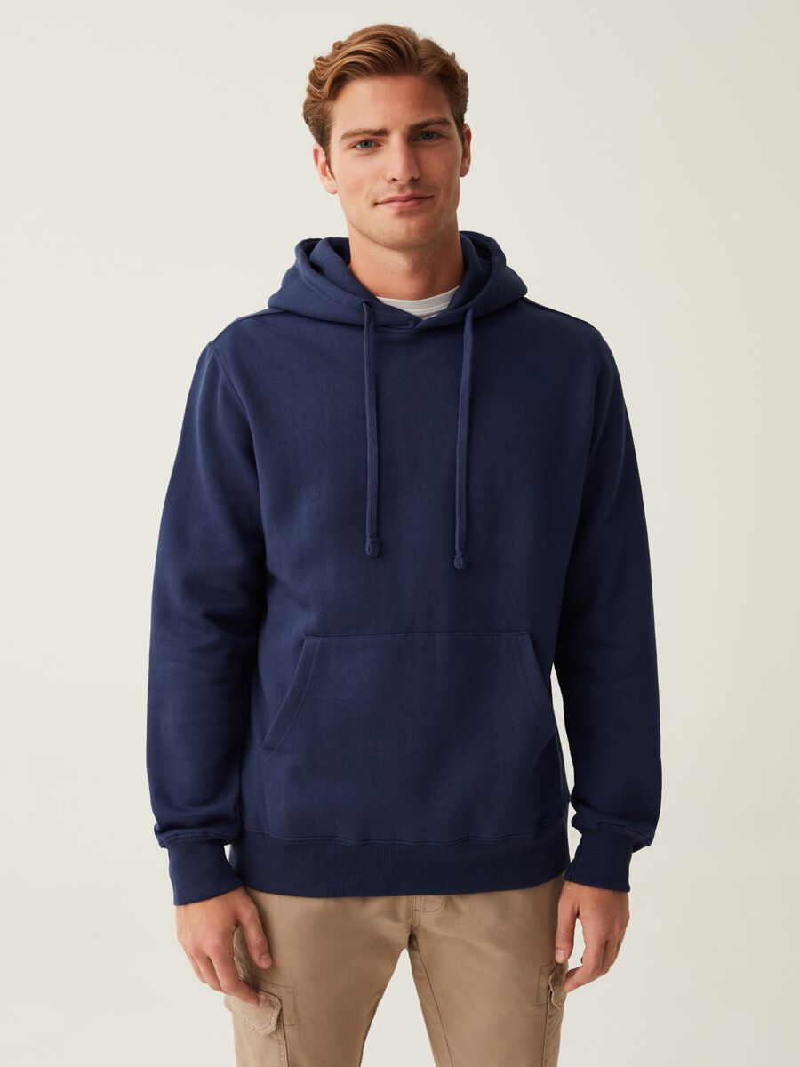 Regular-fit sweatshirt with hood_1