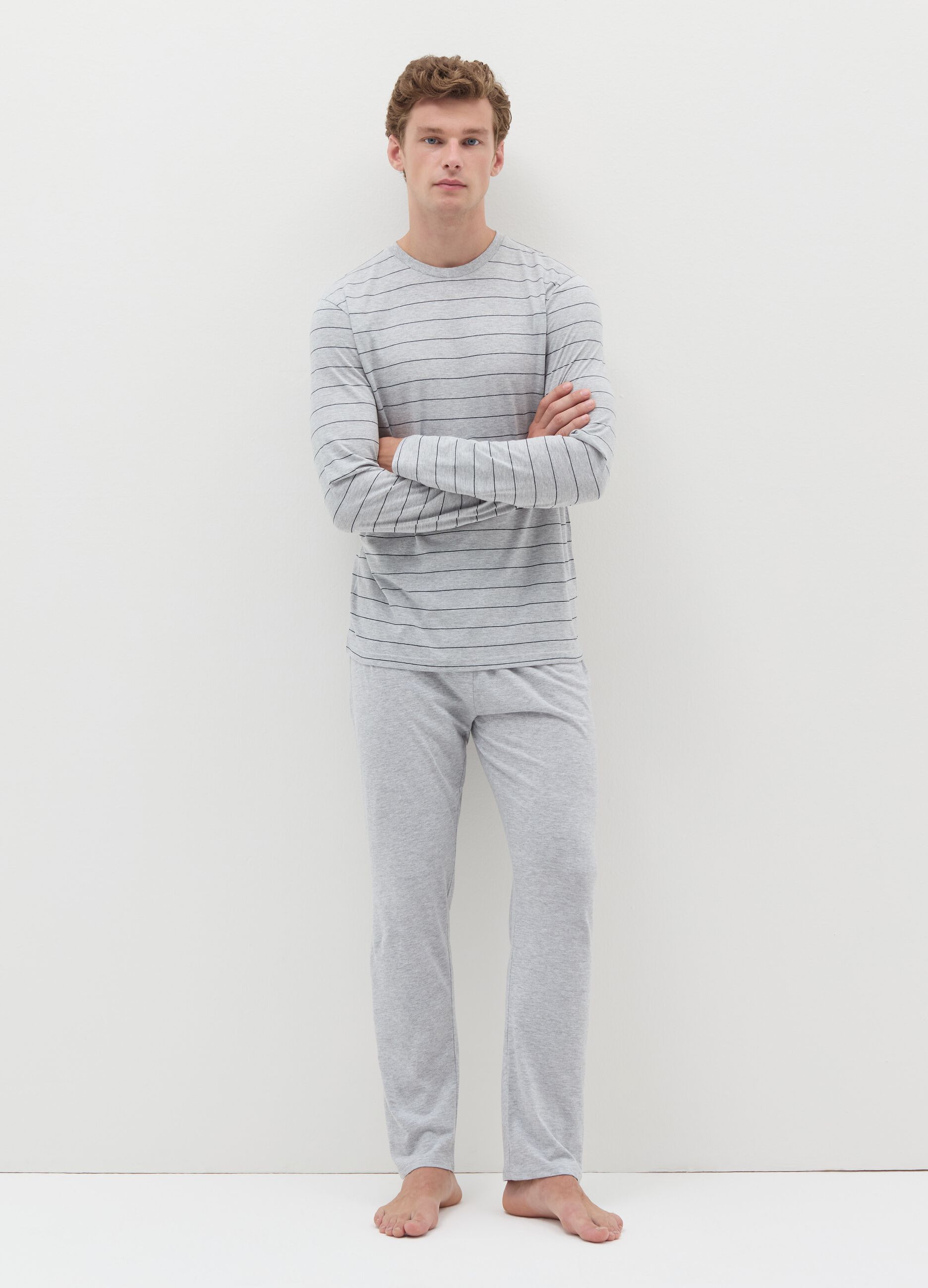 Long pyjamas with striped top