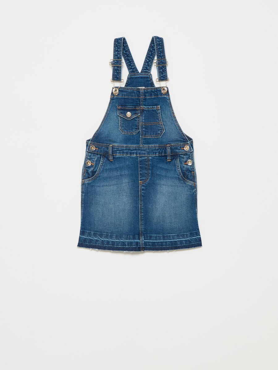 Denim dungarees with pockets_0