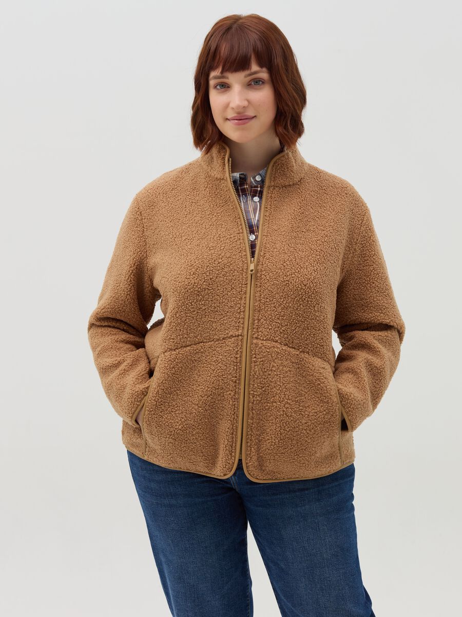 Curvy short bouclé jacket with piping_1