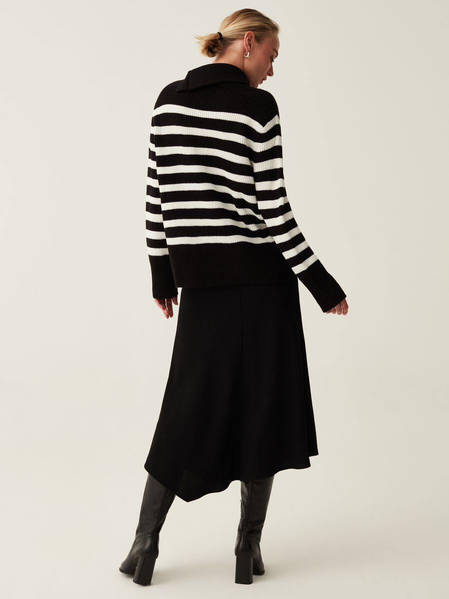 Striped pullover with button neck_2