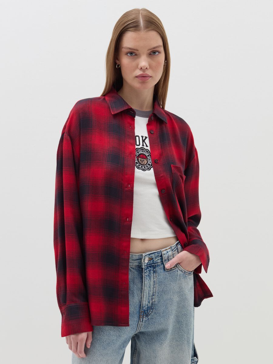 Oversized shirt with check pattern_1