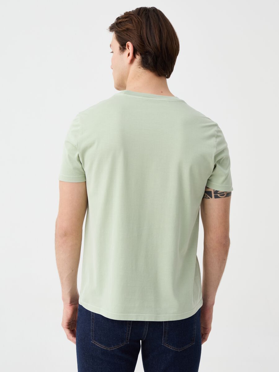 Cotton T-shirt with round neck_2