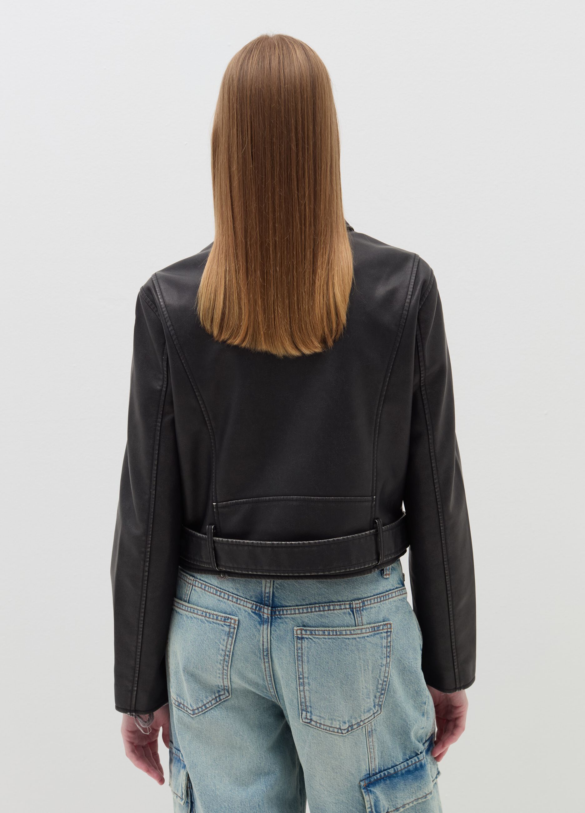 Glossy-effect crop jacket with zip