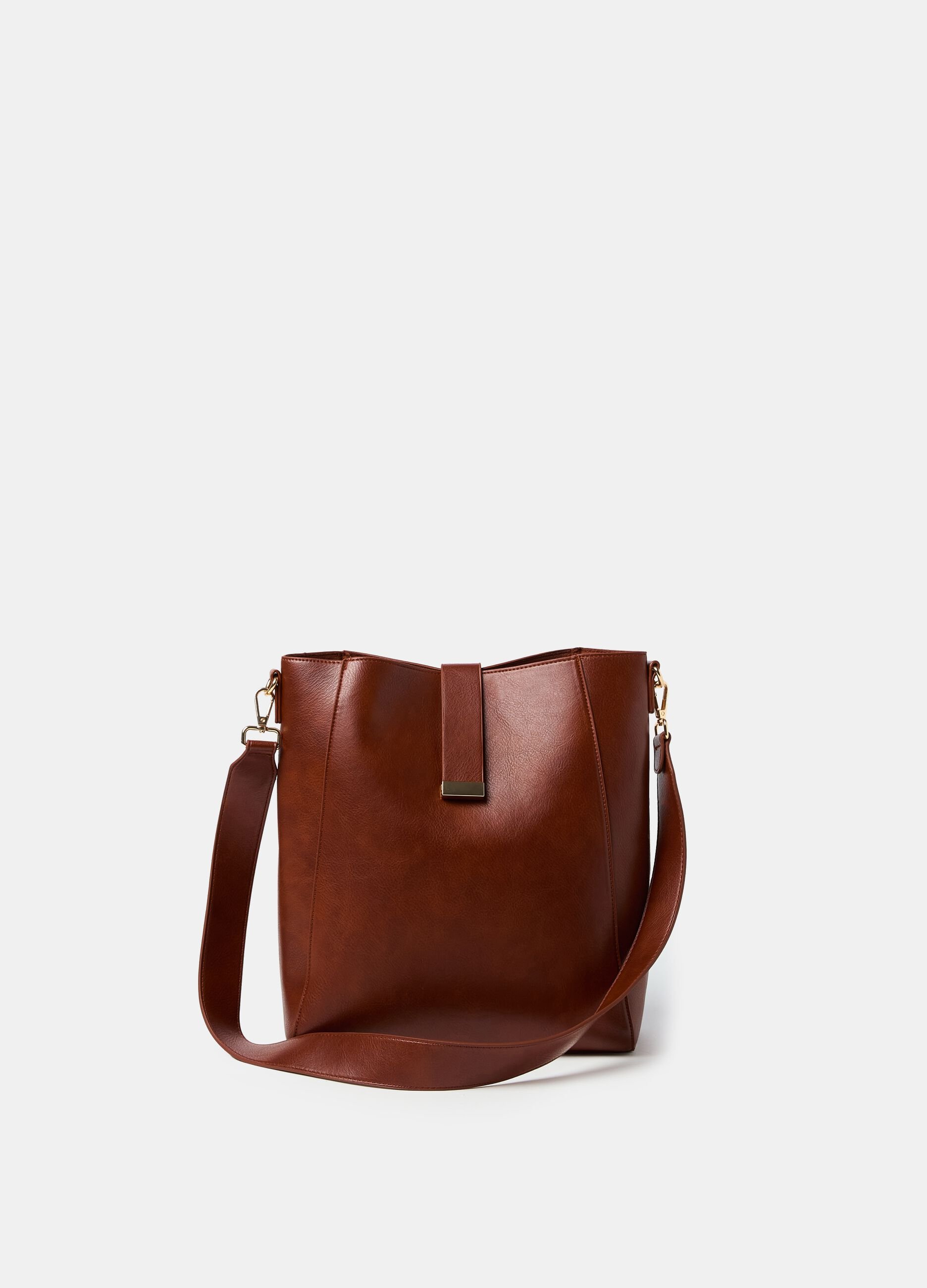 Bucket bag with shoulder strap