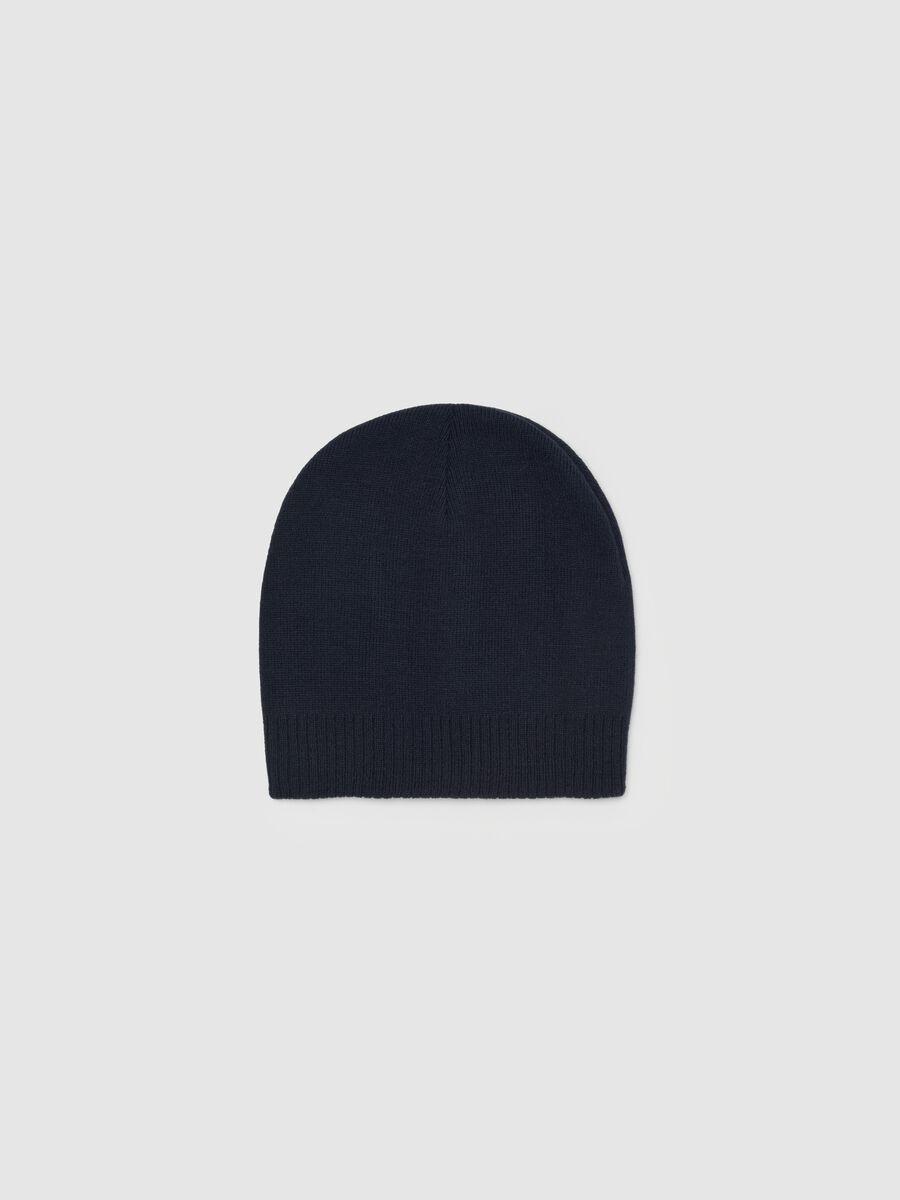 Knitted hat_0