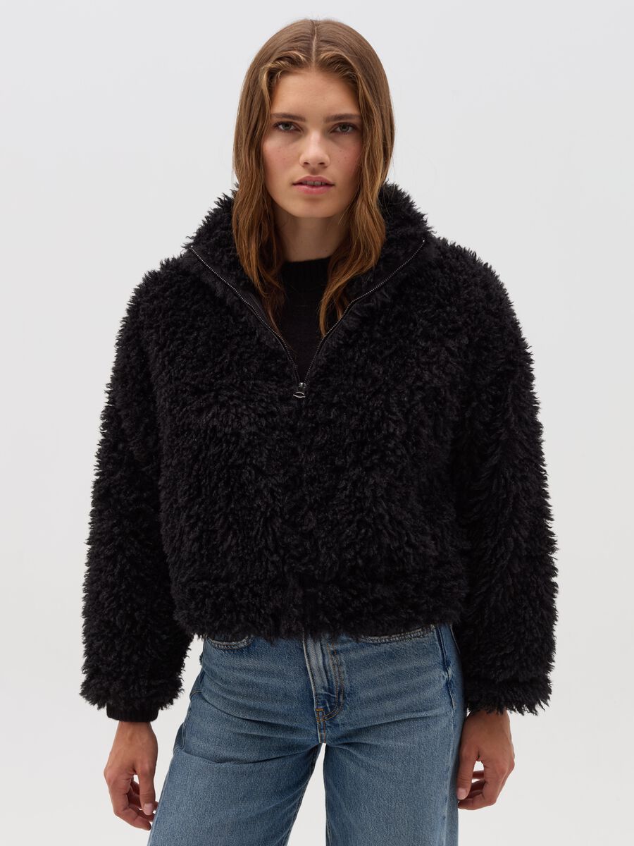 Short full-zip jacket in furry yarn_0