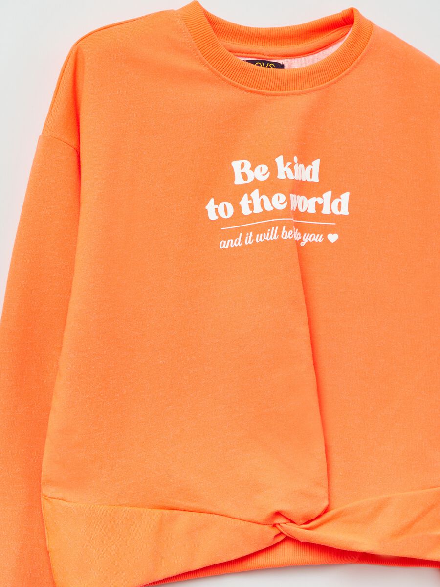 Sweatshirt with knot and printed lettering_2