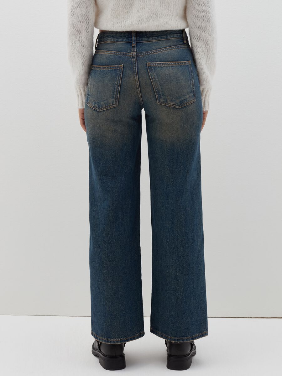 Wide-leg jeans with low waist_2