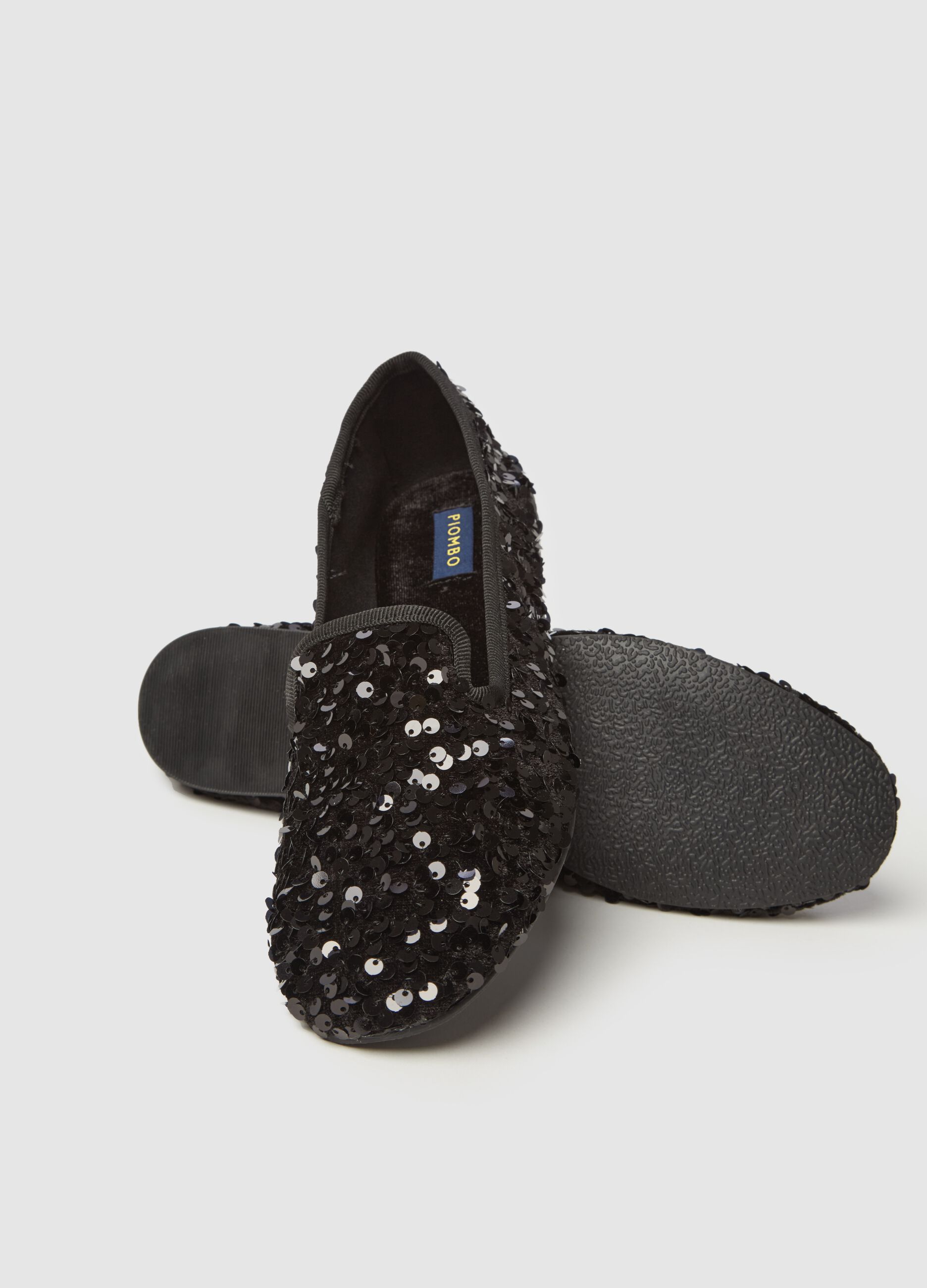 Slipper shoes with sequins