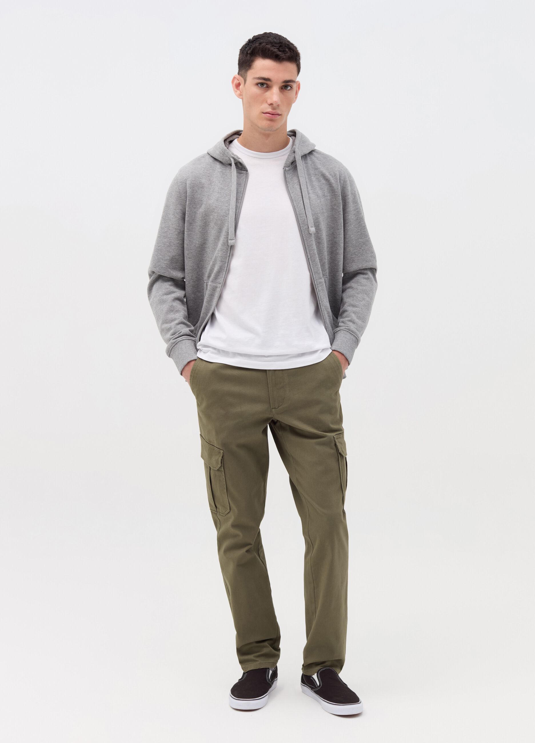 Slim-fit cargo trousers