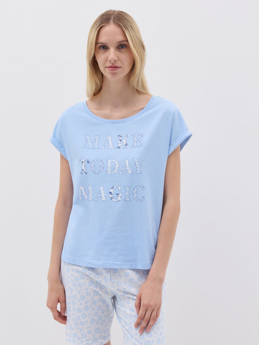 Short-sleeved pyjama top with folds_1