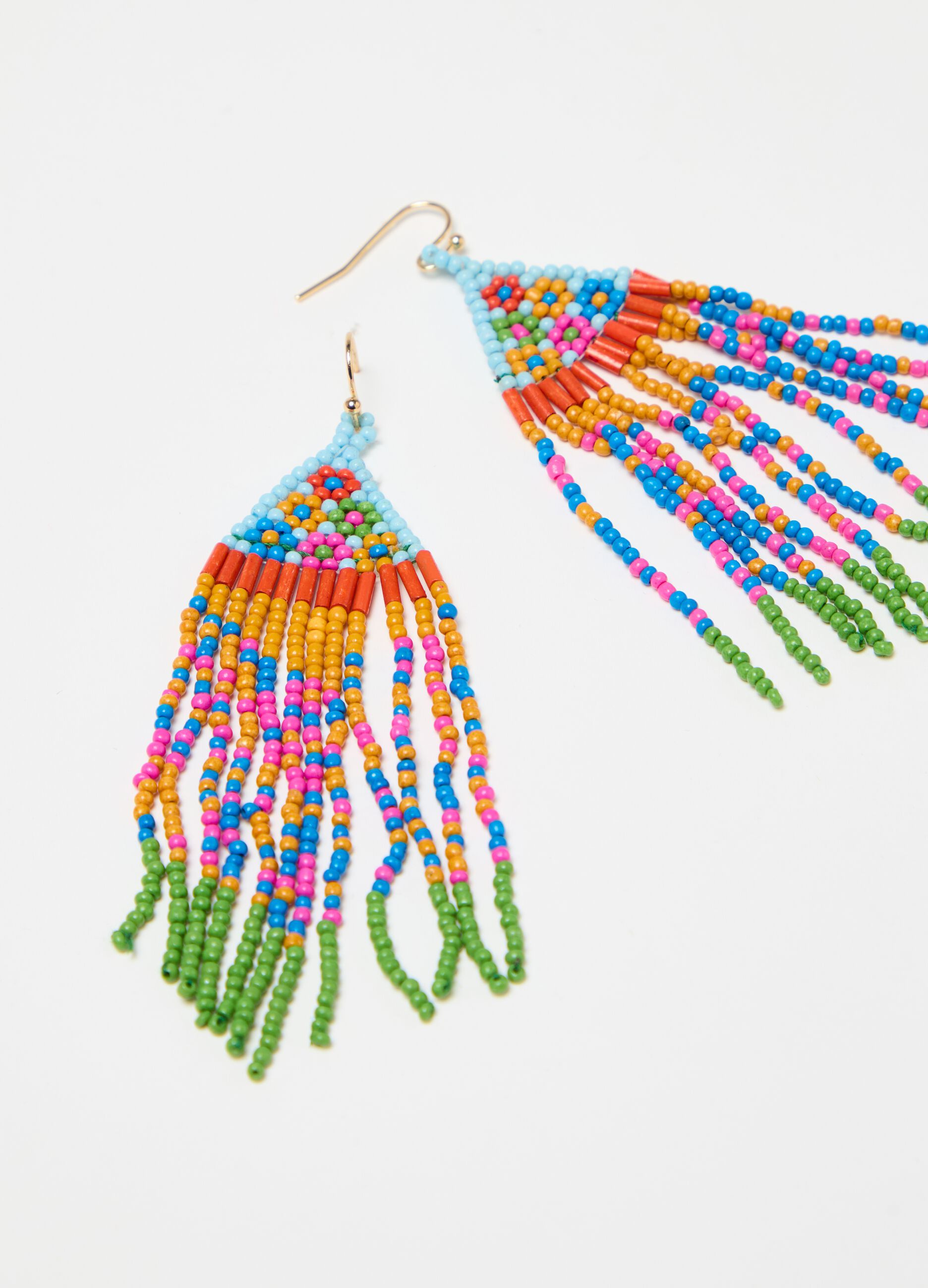 Pendant earrings with beaded fringes