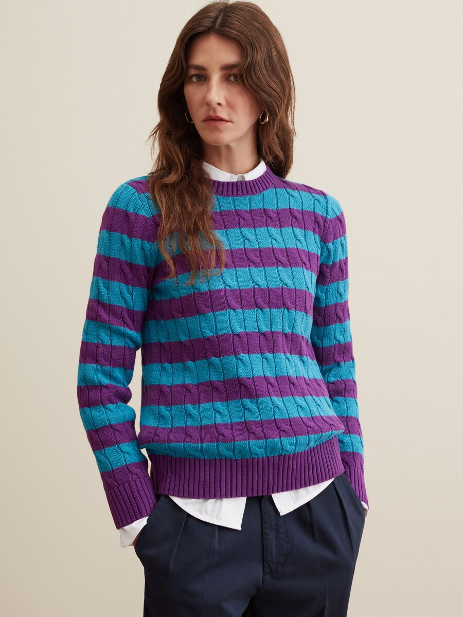 Striped pullover with cable-knit design_1