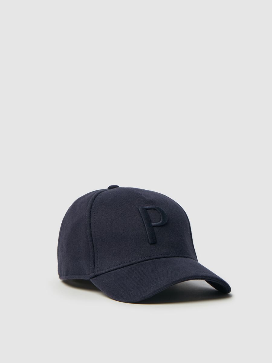 Baseball cap with logo embroidery_1