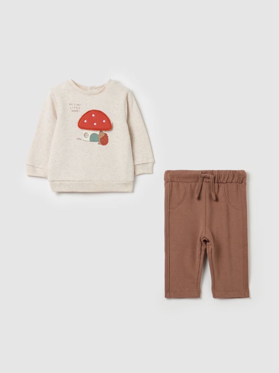 "My tiny little home" jogging set in organic cotton_0