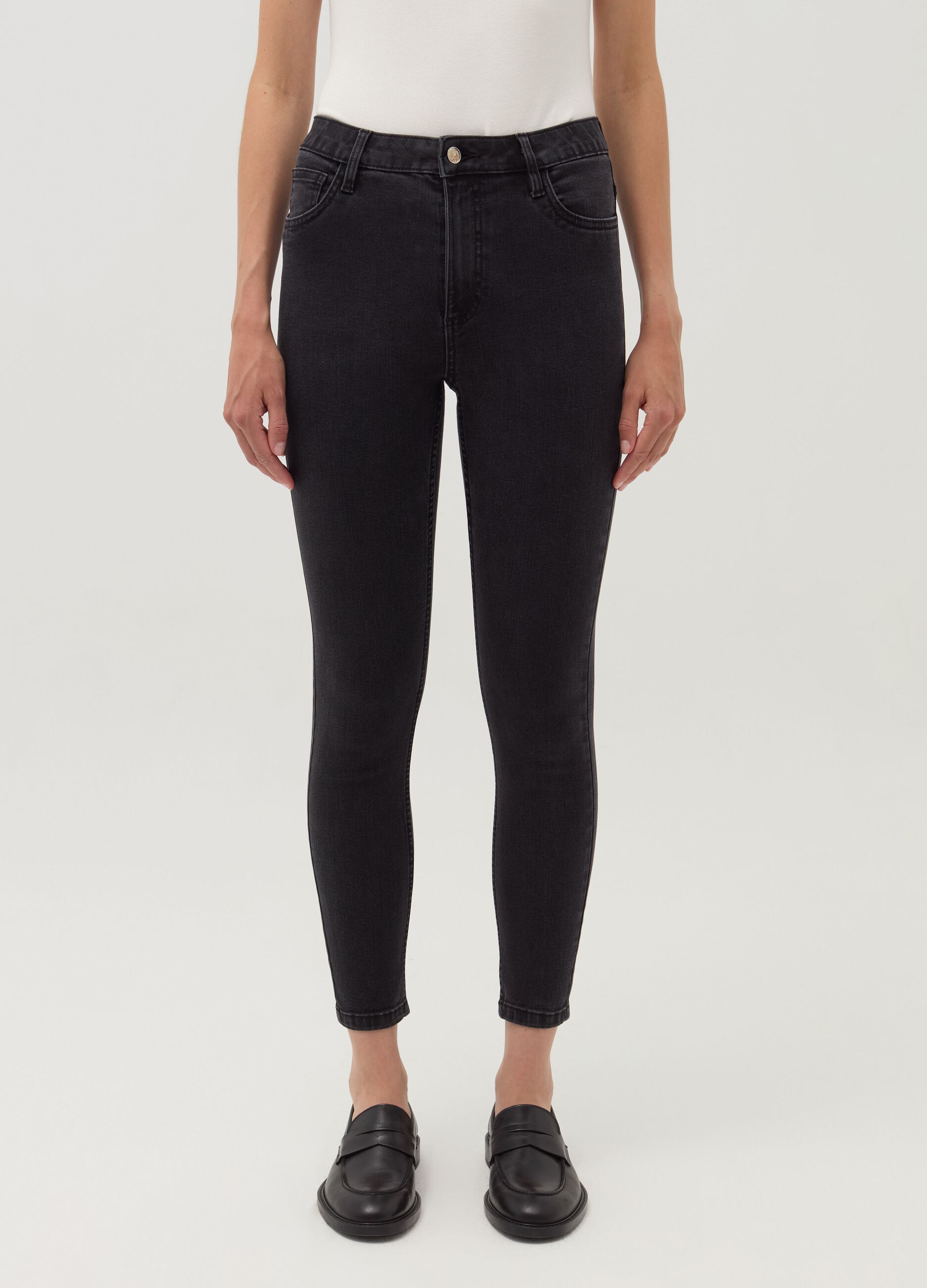 Skinny-fit crop jeans