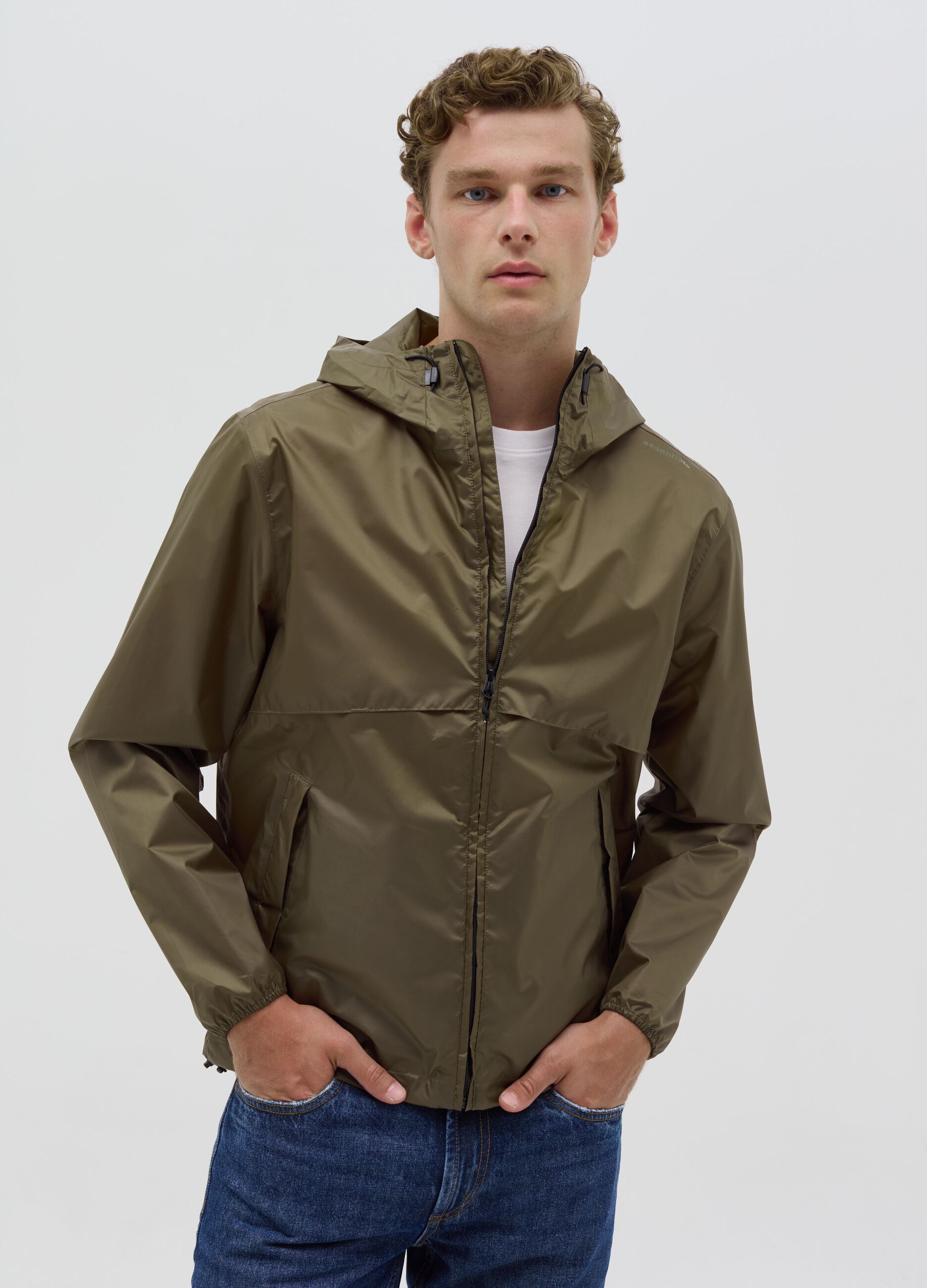 Essential waterproof full-zip jacket