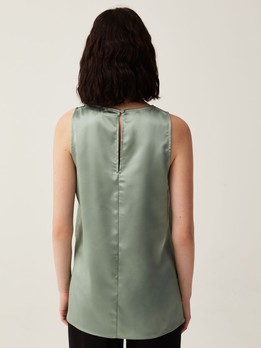 Sleeveless blouse in satin with splits_2