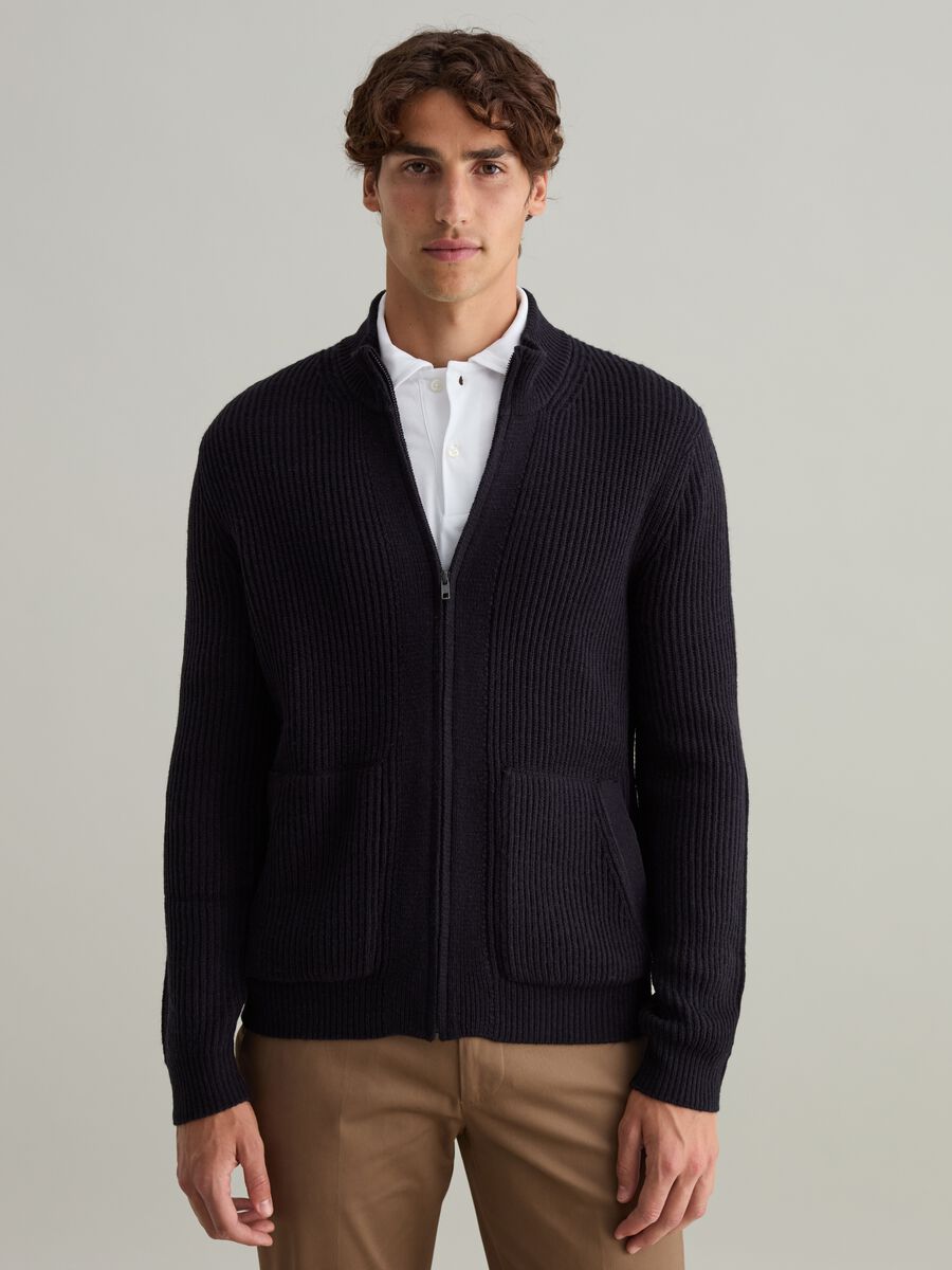 Contemporary knit cardigan with zip_1