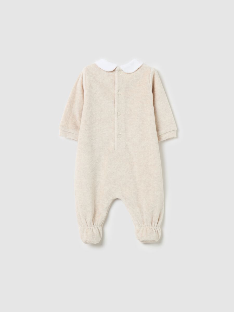 Velour onesie with squirrel embroidery_1