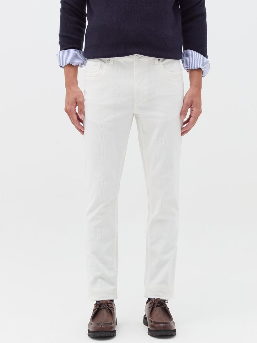 Trousers with five pockets in corduroy_1