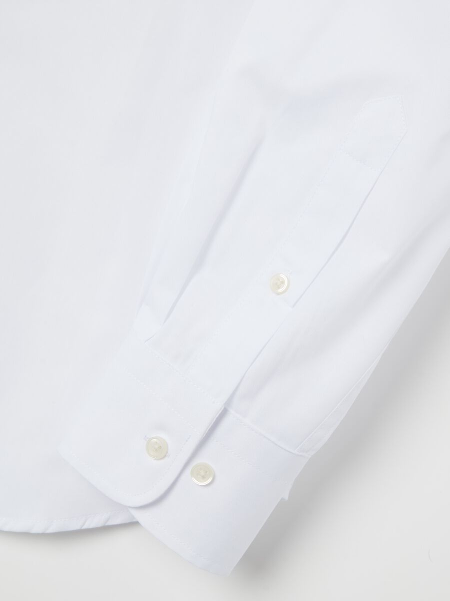 Slim-fit shirt with button-down collar_1