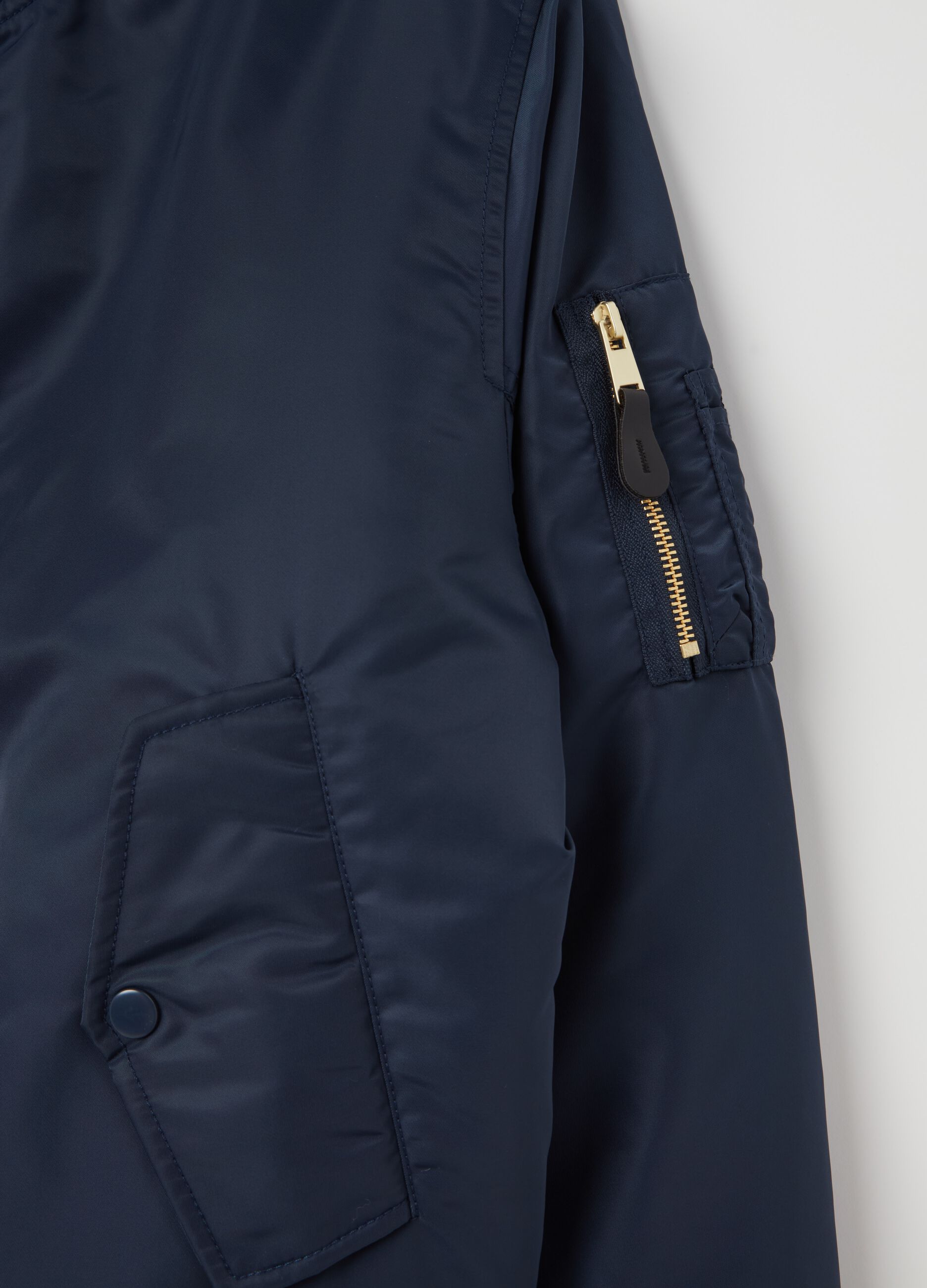 Solid colour full-zip bomber jacket