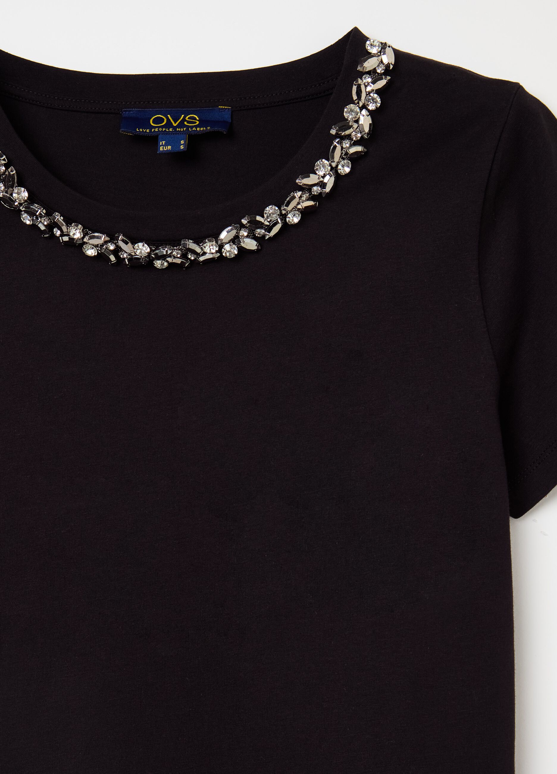 T-shirt with round neck and jewel applications