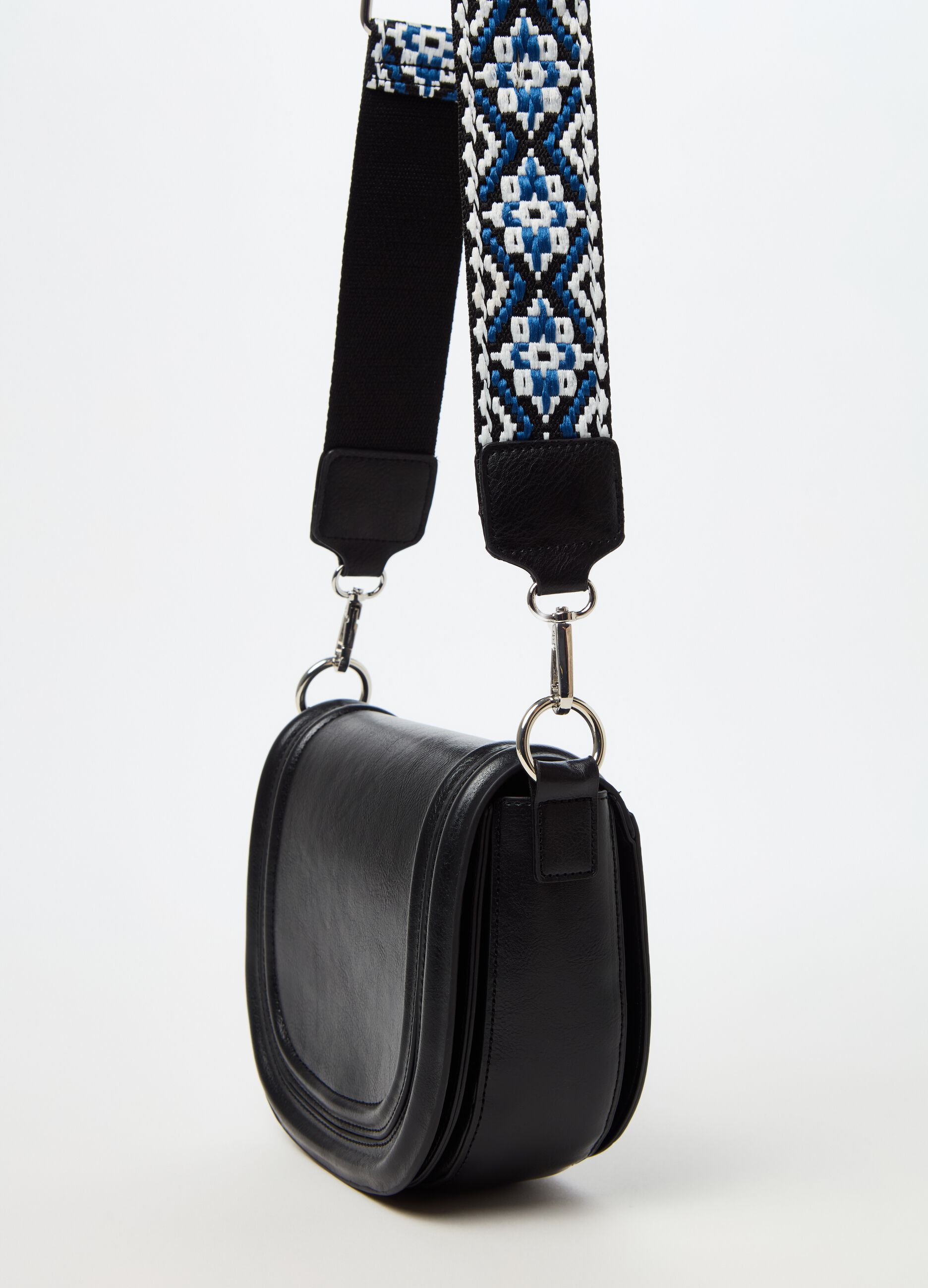 Bag strap with geometric pattern