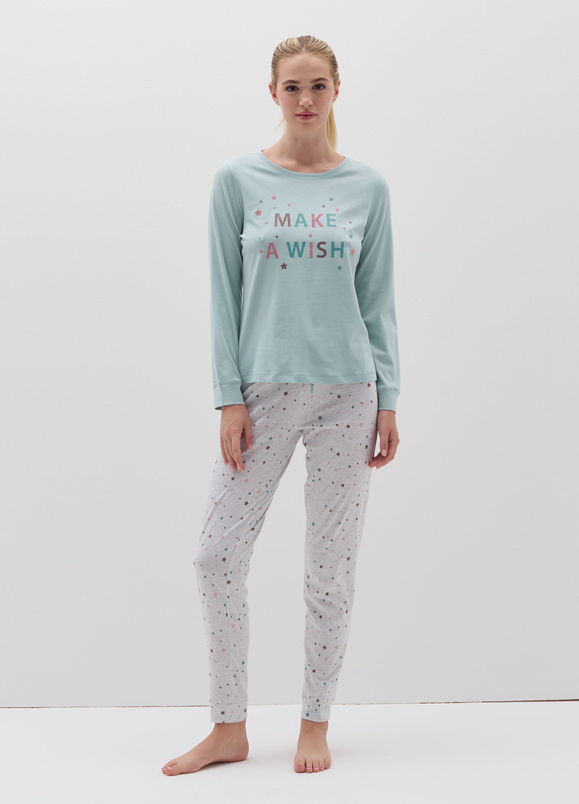 Long pyjamas with small stars print