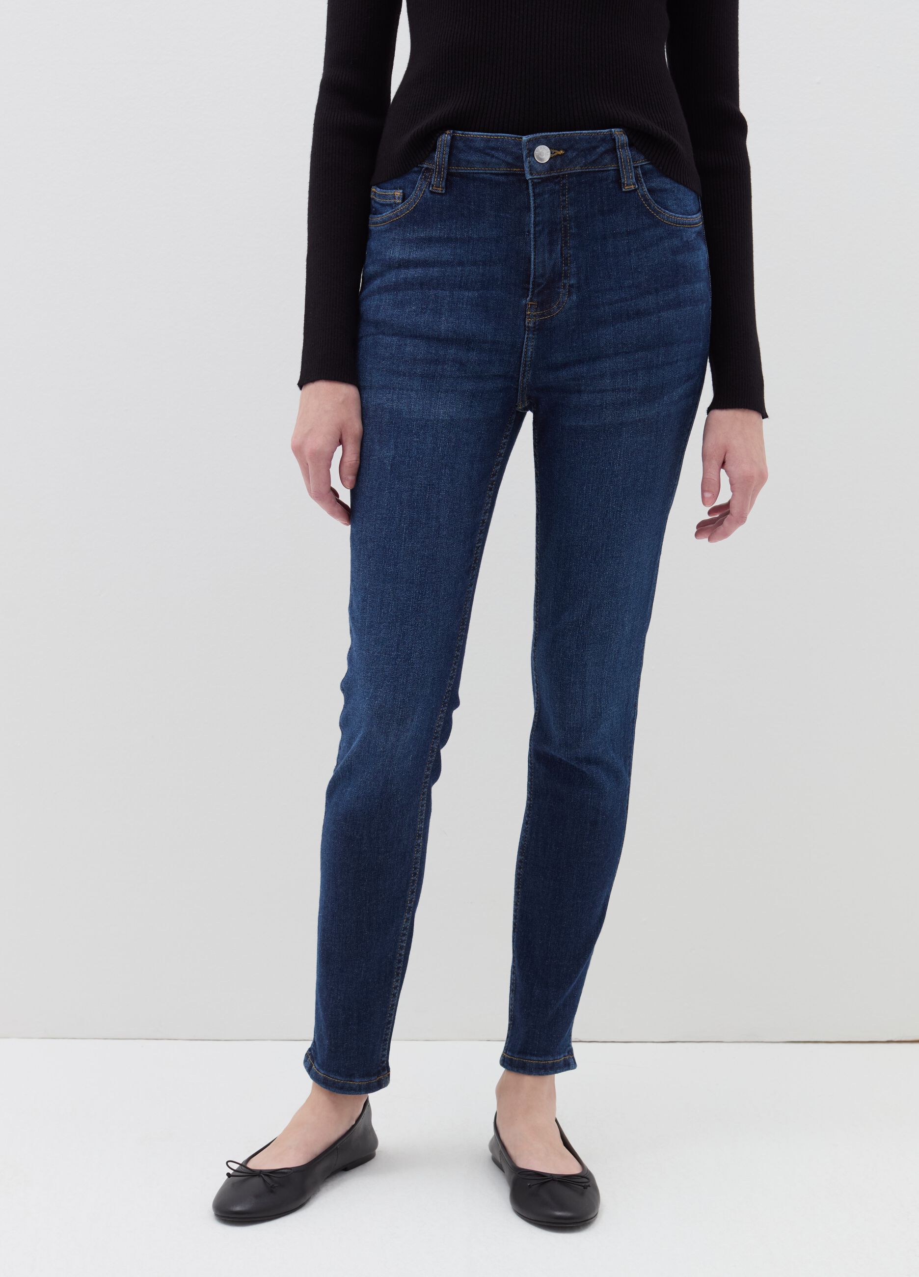 Skinny-fit stretch jeans