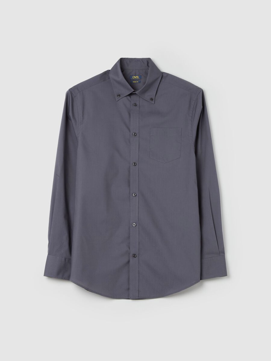 Regular-fit shirt with button-down collar_4