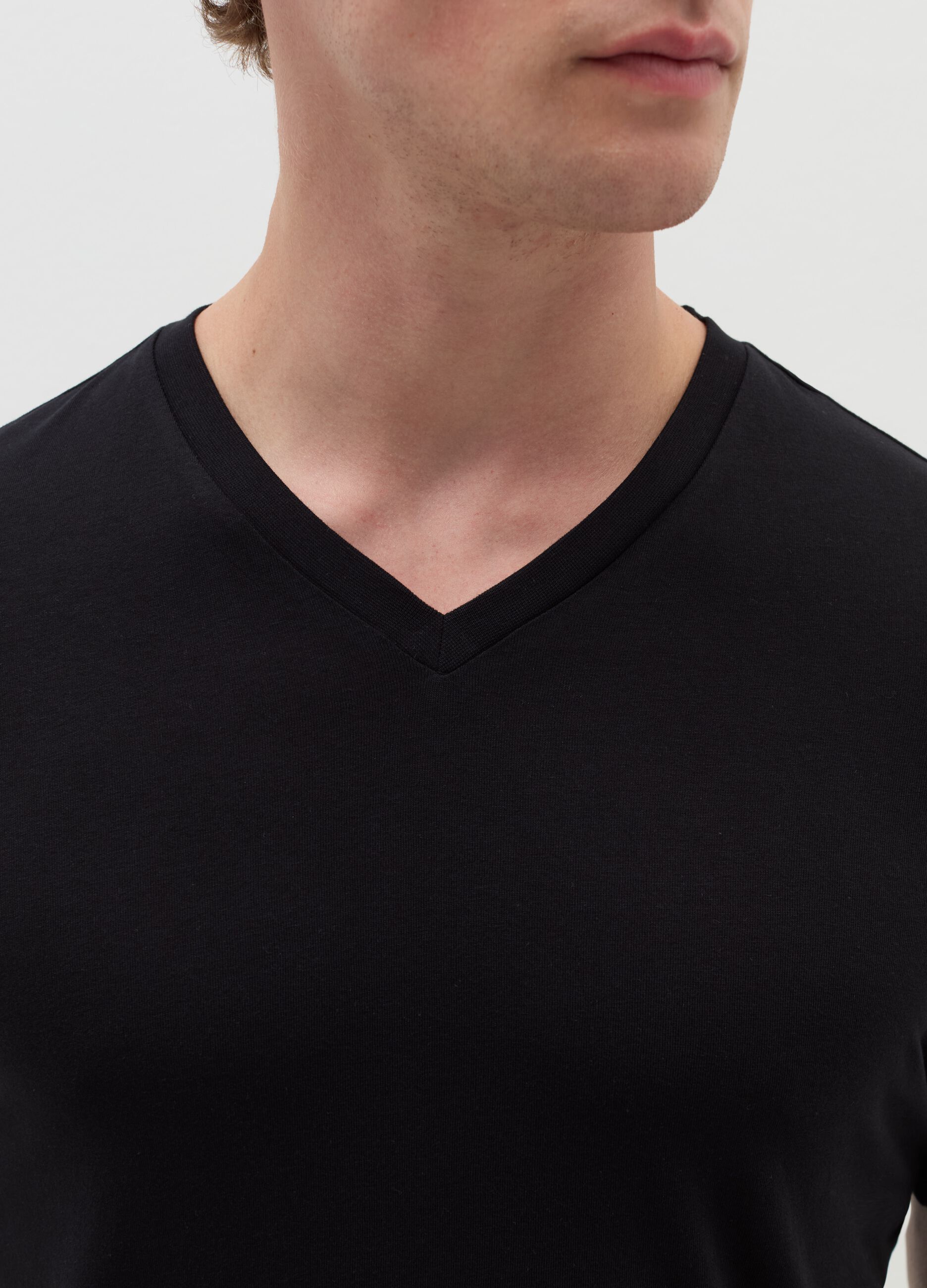 Organic cotton undershirt with V neck