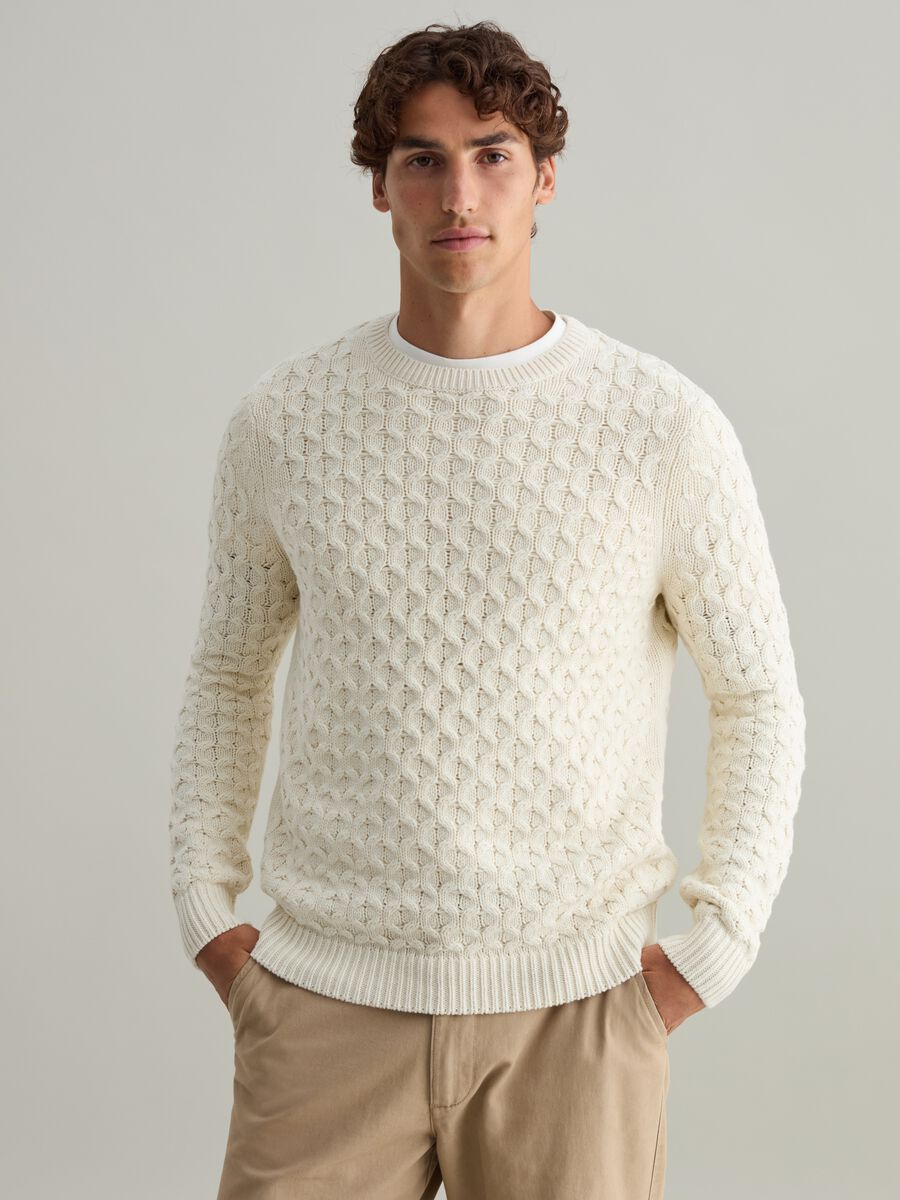 Pullover with wavy design_1