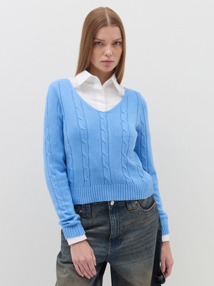 Cable-knit crop pullover with V neck_1