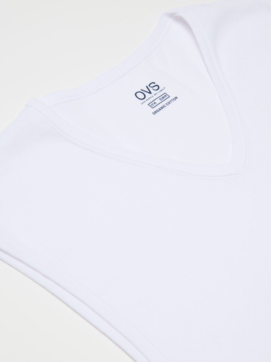 Tank top in organic cotton with V neck_5