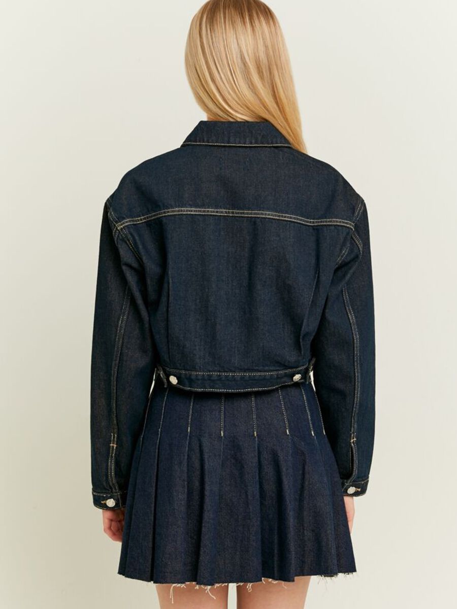 Short jacket in rinsed denim_2