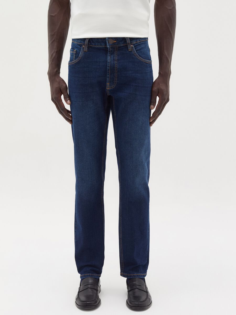 Slim-fit jeans with five pockets_1