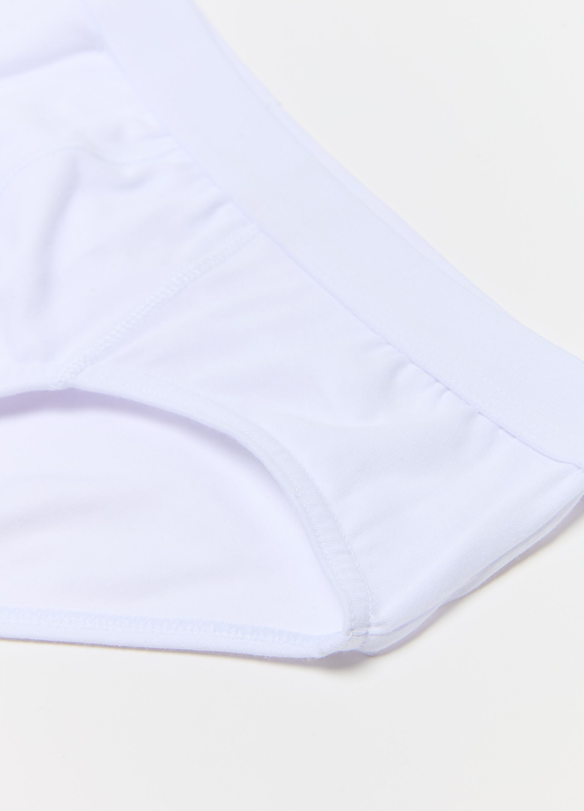 Five-pack briefs with external elastic