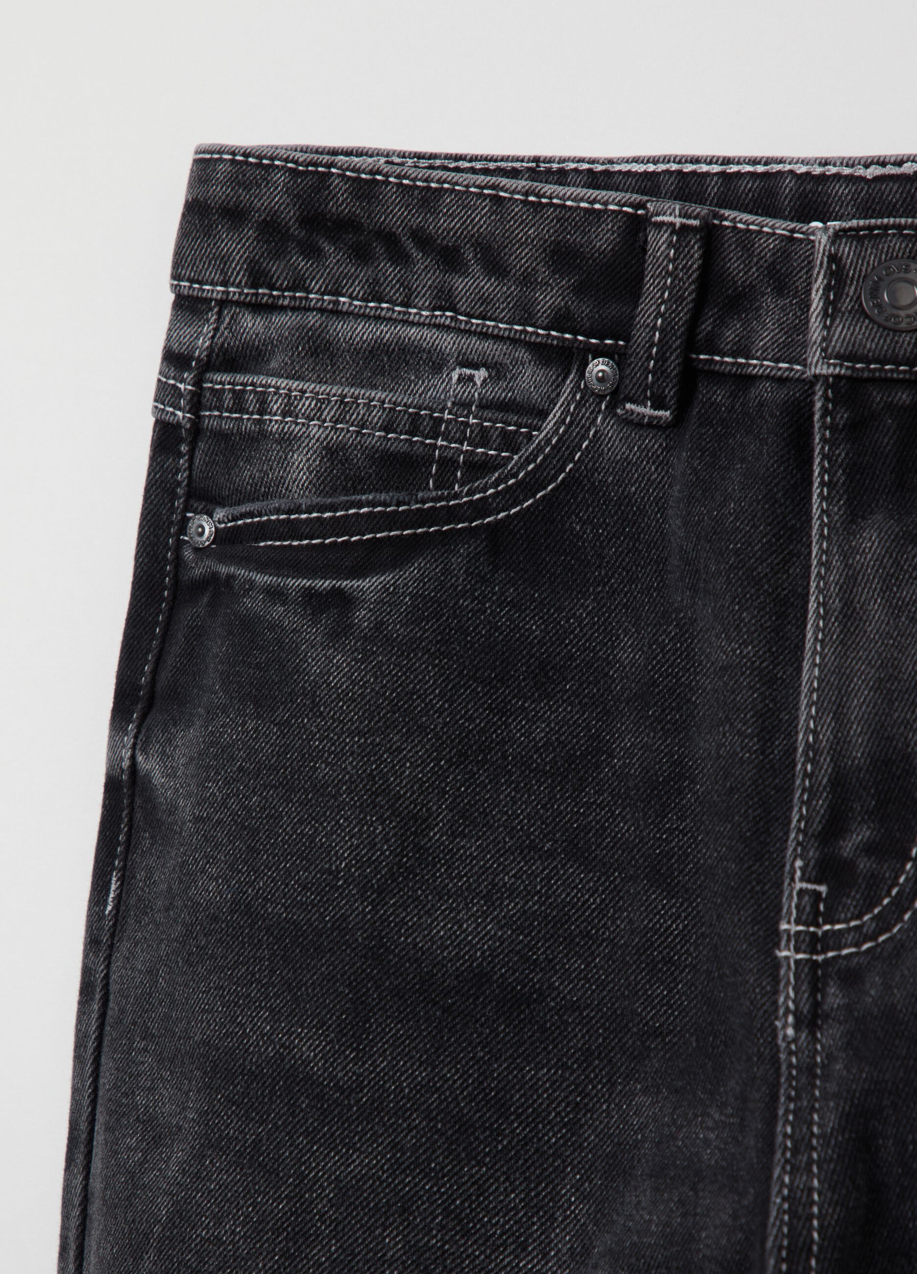 Cropped-fit jeans with five pockets