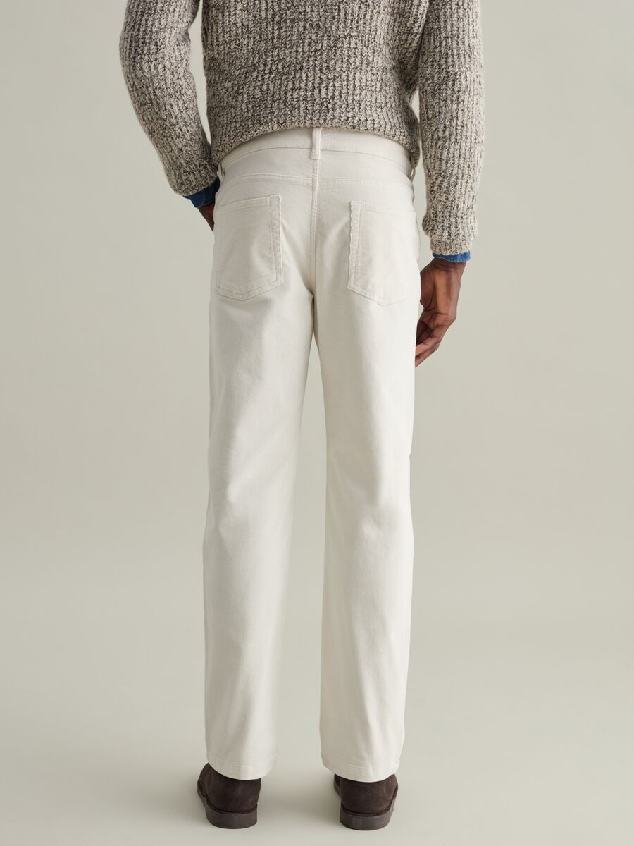 Corduroy trousers with five pockets_2