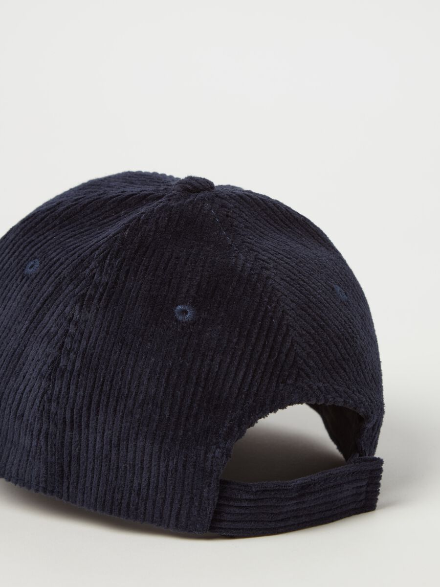 Corduroy baseball cap with embroidery_1