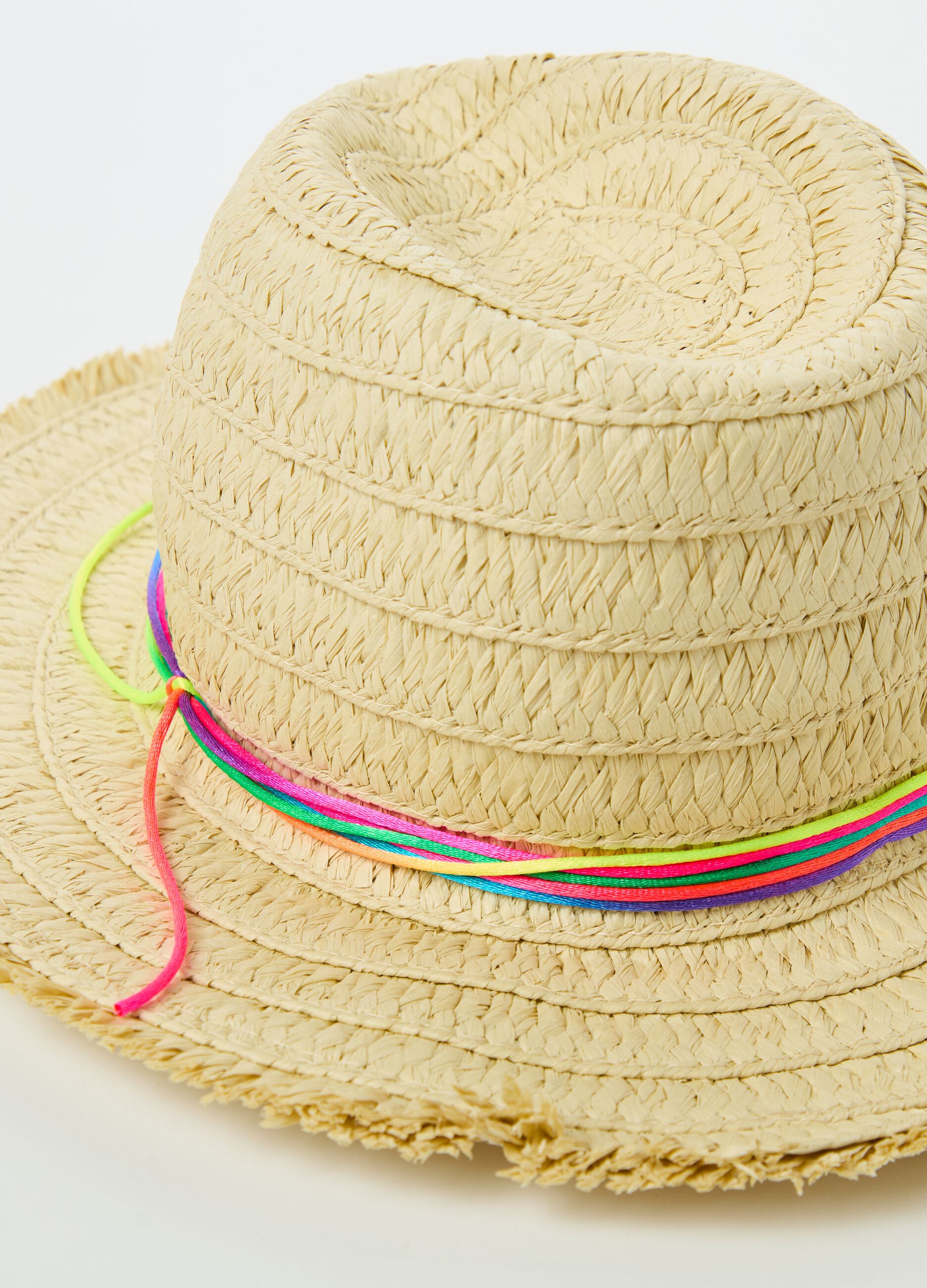 Trilby hat with multicoloured laces