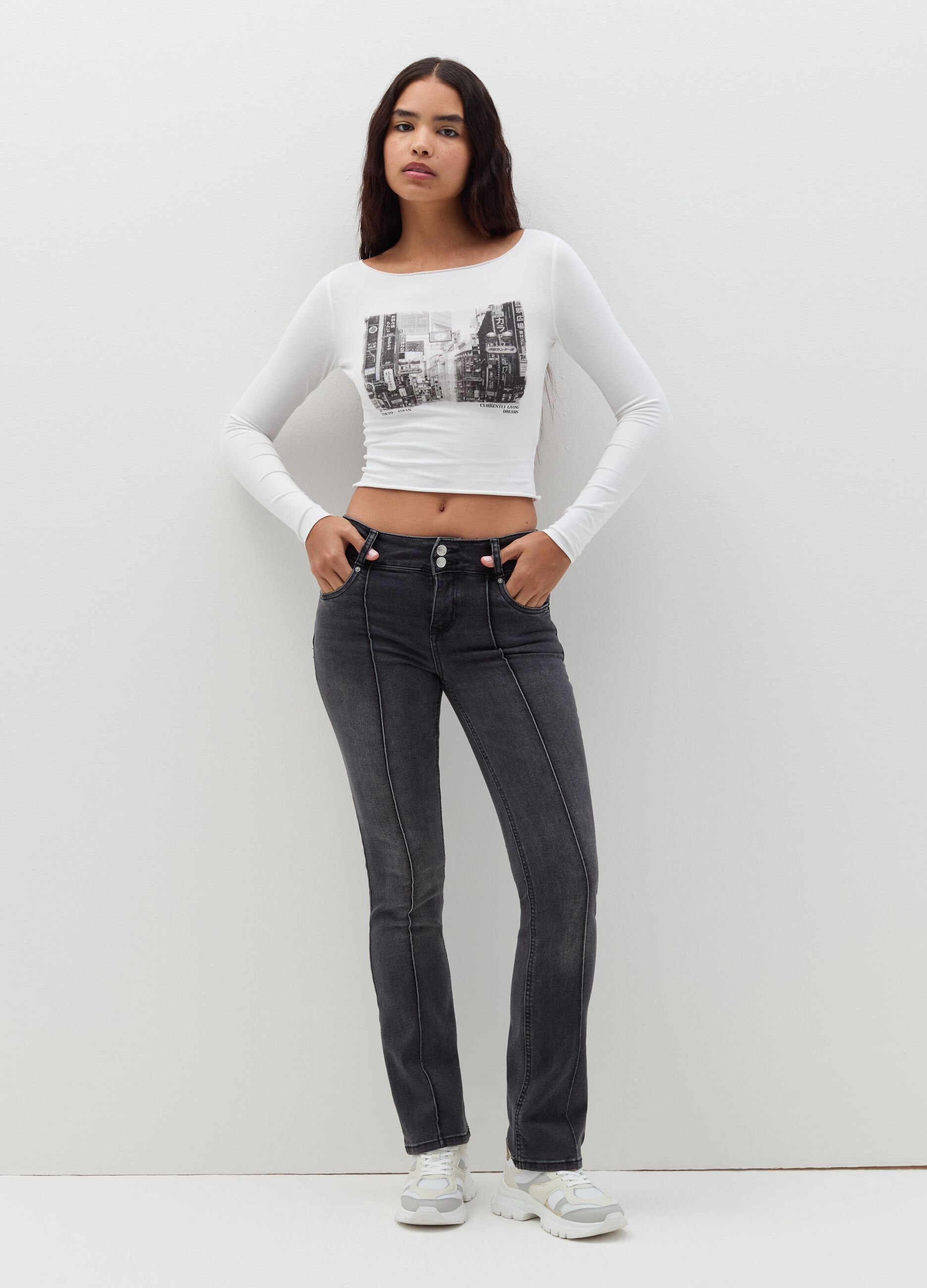 Flare-fit jeans with raised stitching