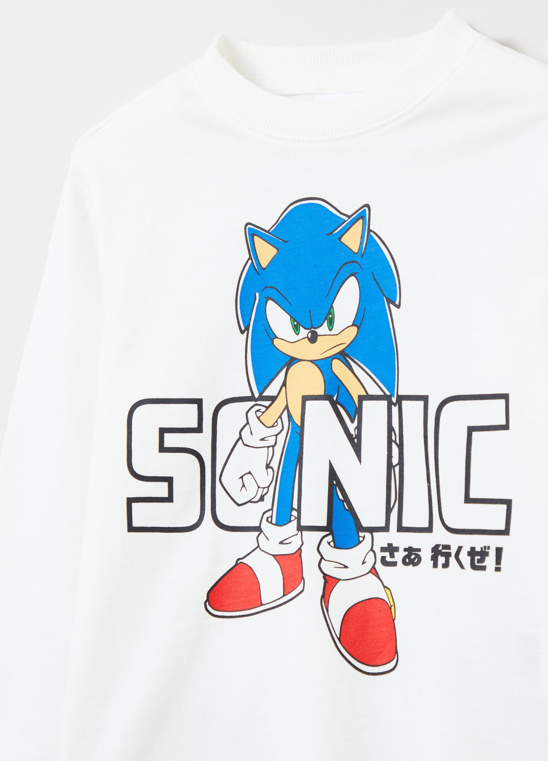 T-shirt with long sleeves and Sonic print