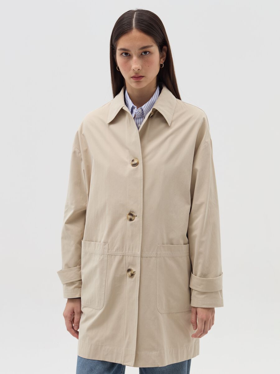 Long trench coat with pockets_1