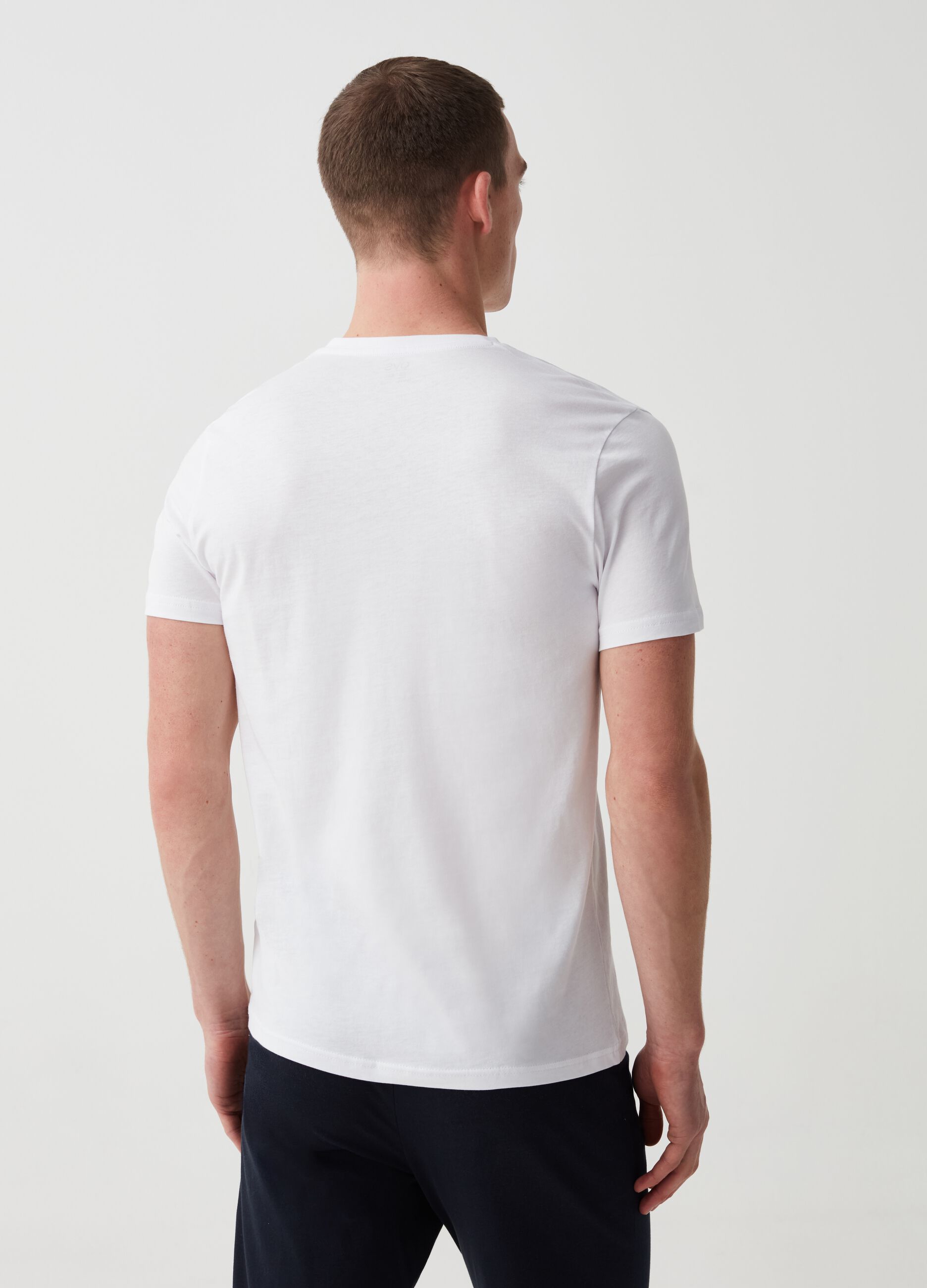 Three-pack undershirts with V neck