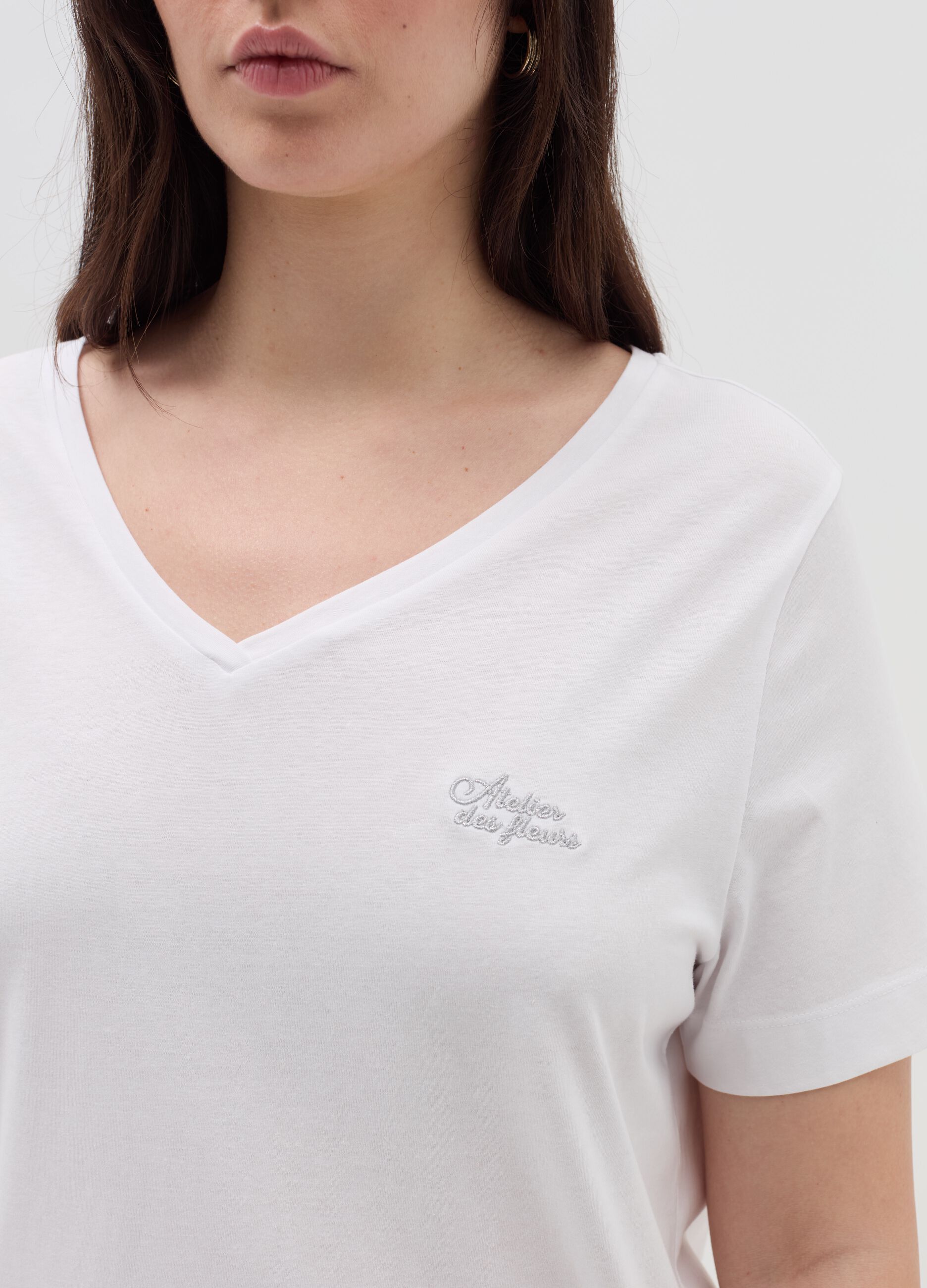 Curvy T-shirt with lurex embroidery